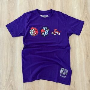 Toronto Raptors Mitchell & Ness Purple T-Shirt Size Small